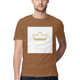 Royal Queen — Regular Unisex T-shirt in Chocolate — model