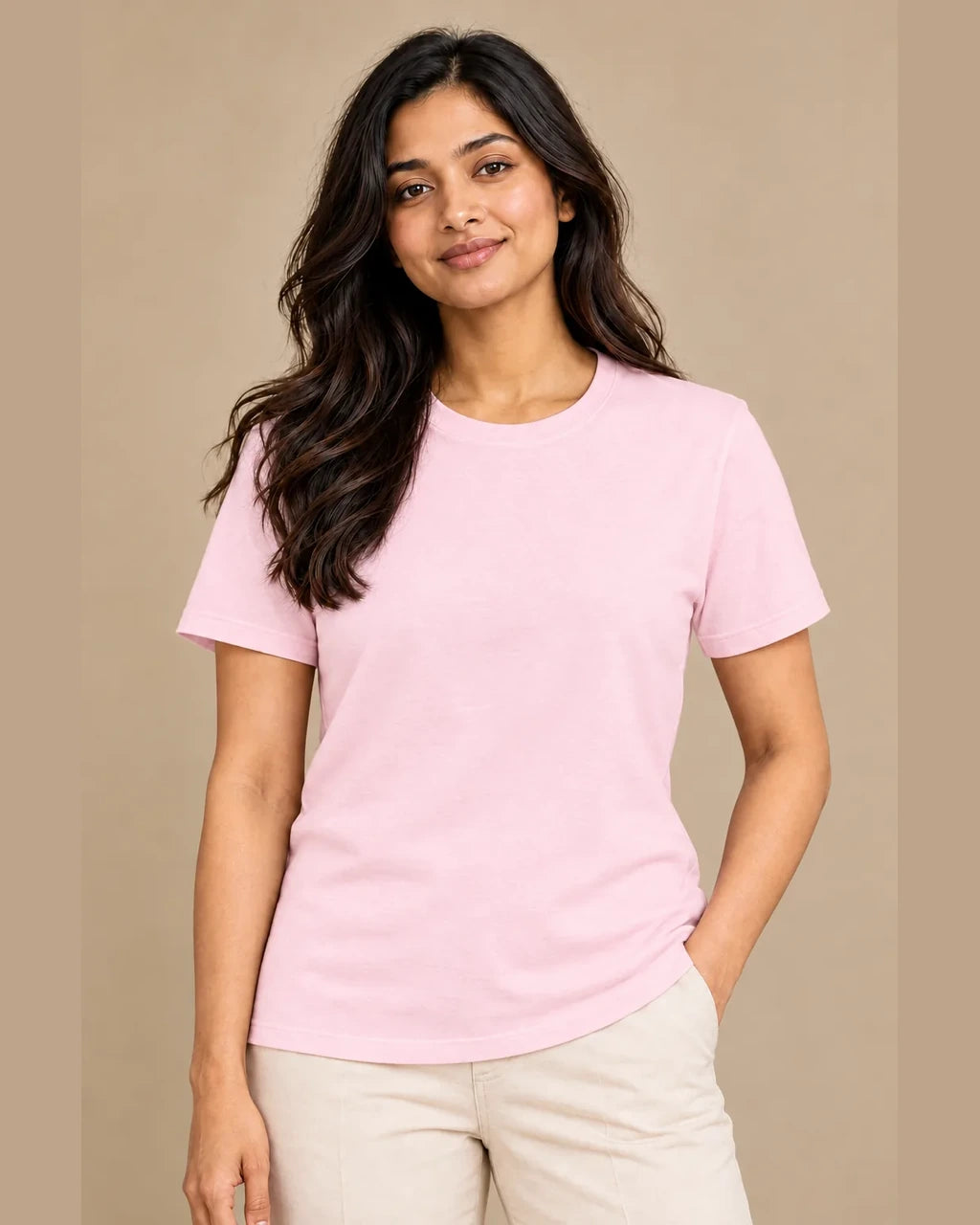 Woman wearing an N2D Plain Essential Tee
